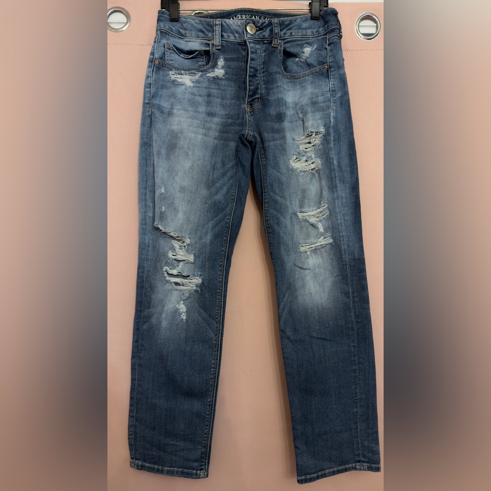 American Eagle Outfitters Women's Dark Blue Ripped Jeans